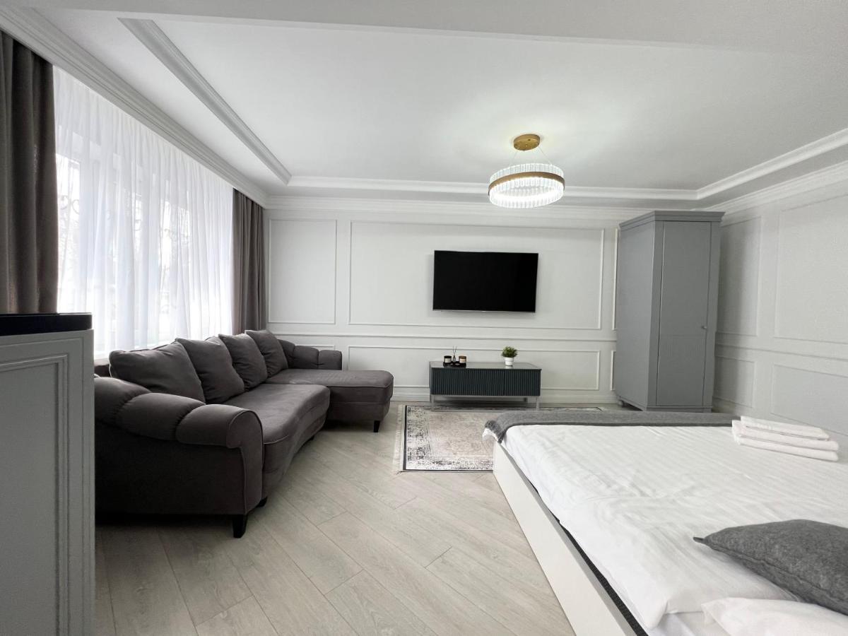 Студия В Скандинавском Стиле Pavlodar Exterior photo